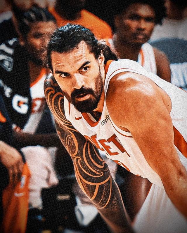 IM电竞官网入口-传统巨兽成火勇胜负手 科尔8次“砍人”透露绝望